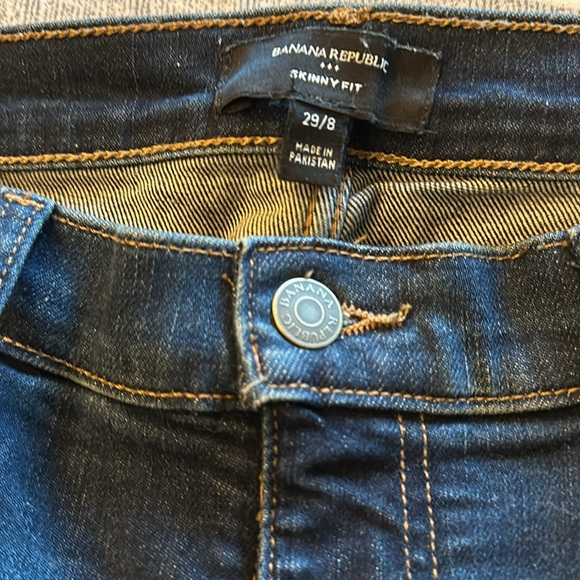 NWOT Banana Republic jeans, size 8 - Picture 2 of 3